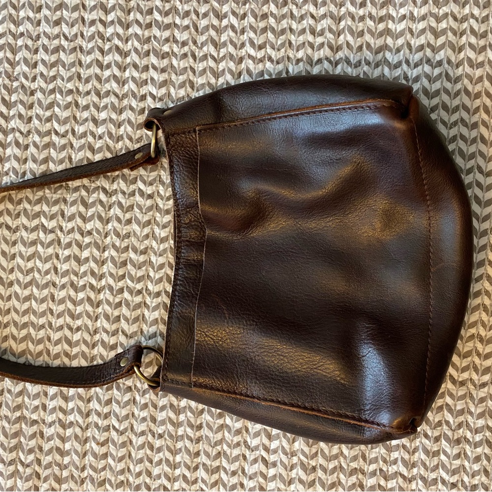 Portland Leather Shoulder Bag